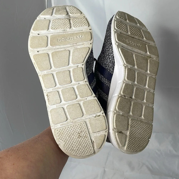 ADIDAS Swift Run Sneakers Purple Knit Textile Upper Tie Up White Sole Size 8 - Picture 9 of 11